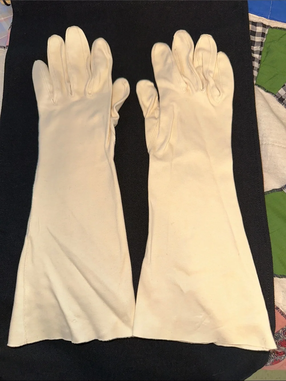 Vintage Grandoe Whisper Weights Cream/Ivory Long Cotton Fabric Gloves